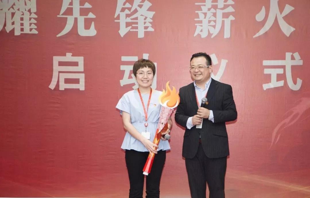 光耀先鋒  薪火接力 傳遞先鋒精神，開拓全新事業(yè)   張建軍—葉根源(圖1)
